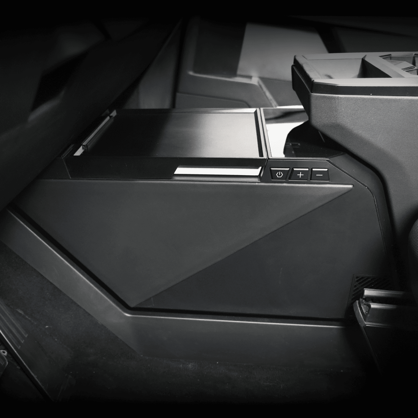 18L Center Console Floor Refrigerator for Cybertruck